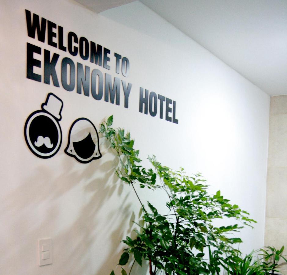 Ekonomy Hotel Mokpo Exterior photo